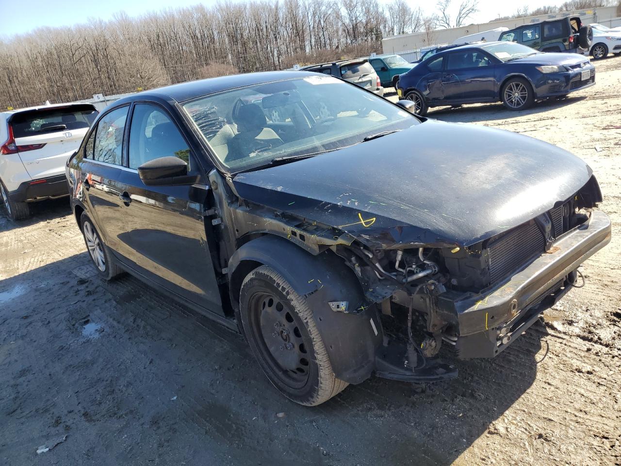 2017 Volkswagen Jetta - Image 4