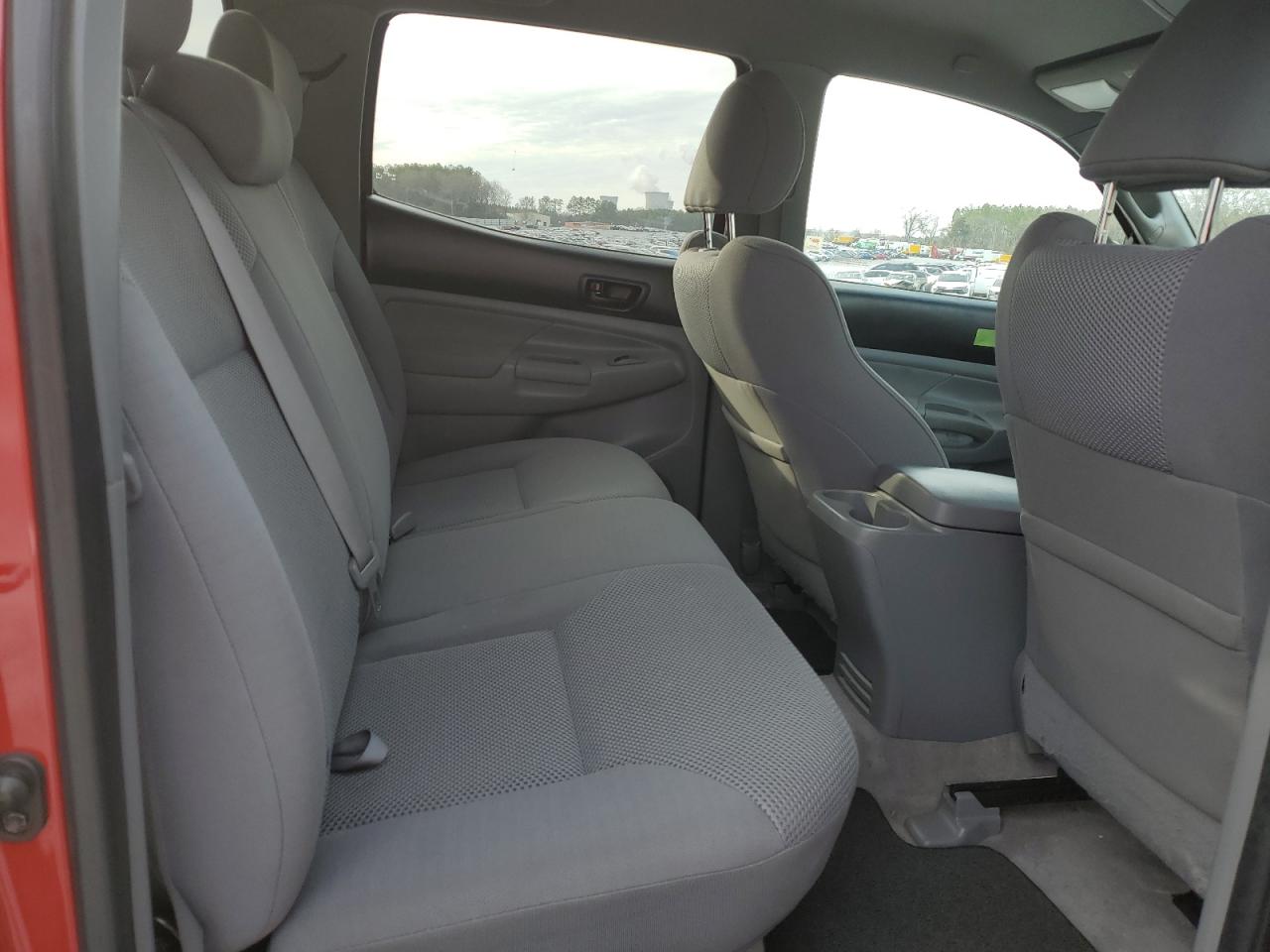 2010 Toyota Tacoma - Image 10