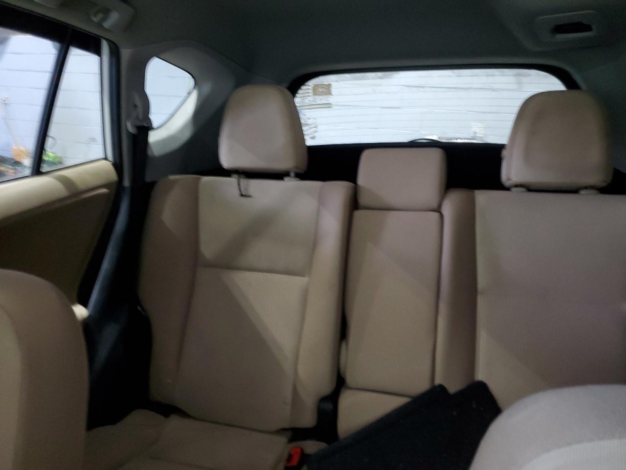 2013 Toyota RAV 4 - Image 10