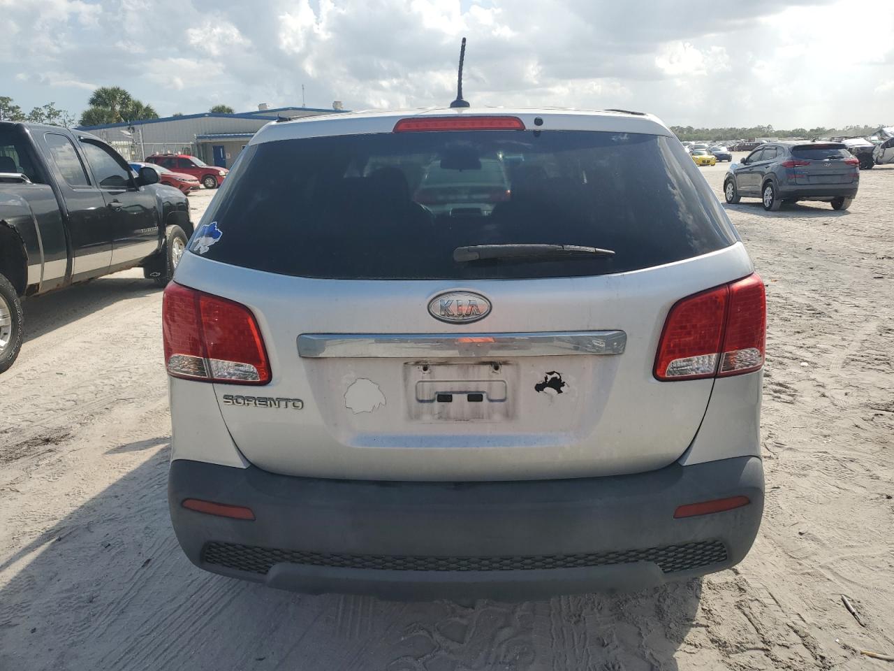 2011 Kia Sorento - Image 6