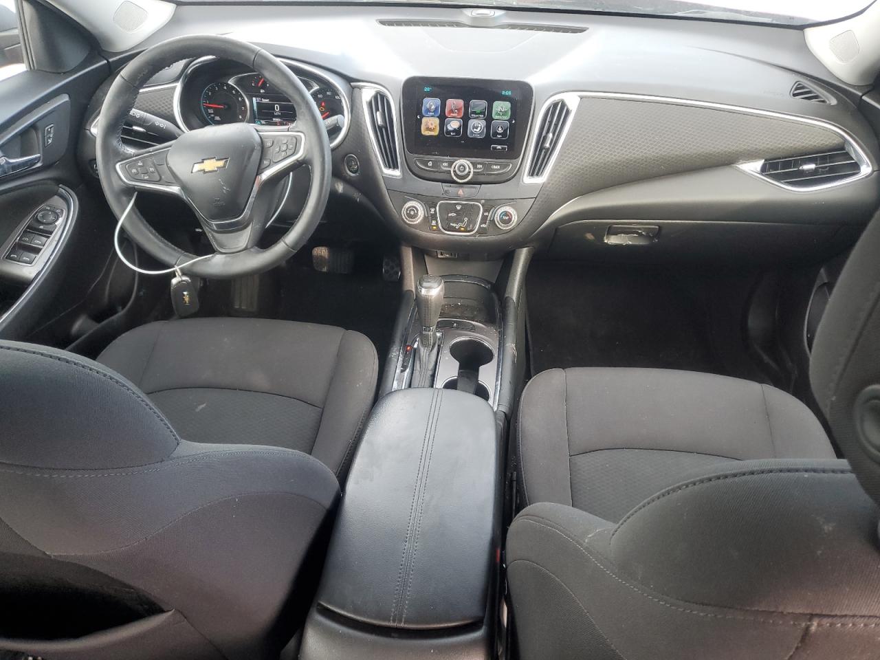 2018 Chevrolet Malibu - Image 8