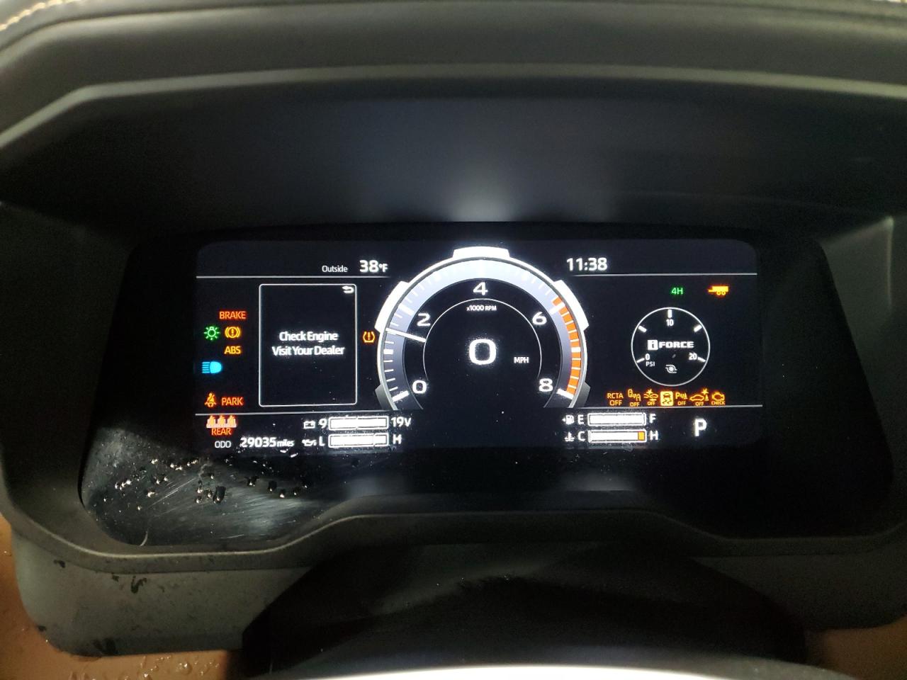 2023 Toyota Tundra - Image 9