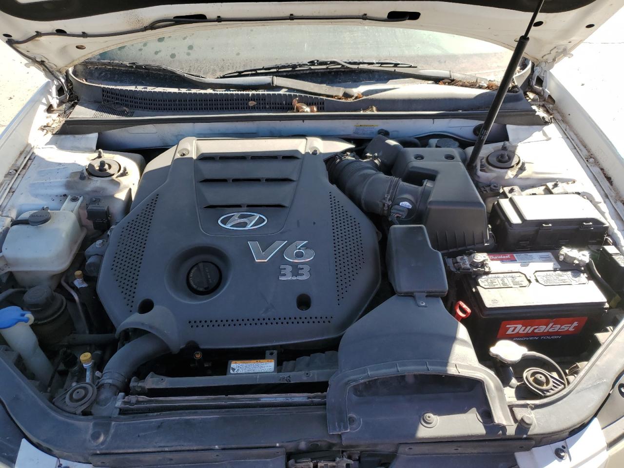 2009 Hyundai Sonata - Image 11