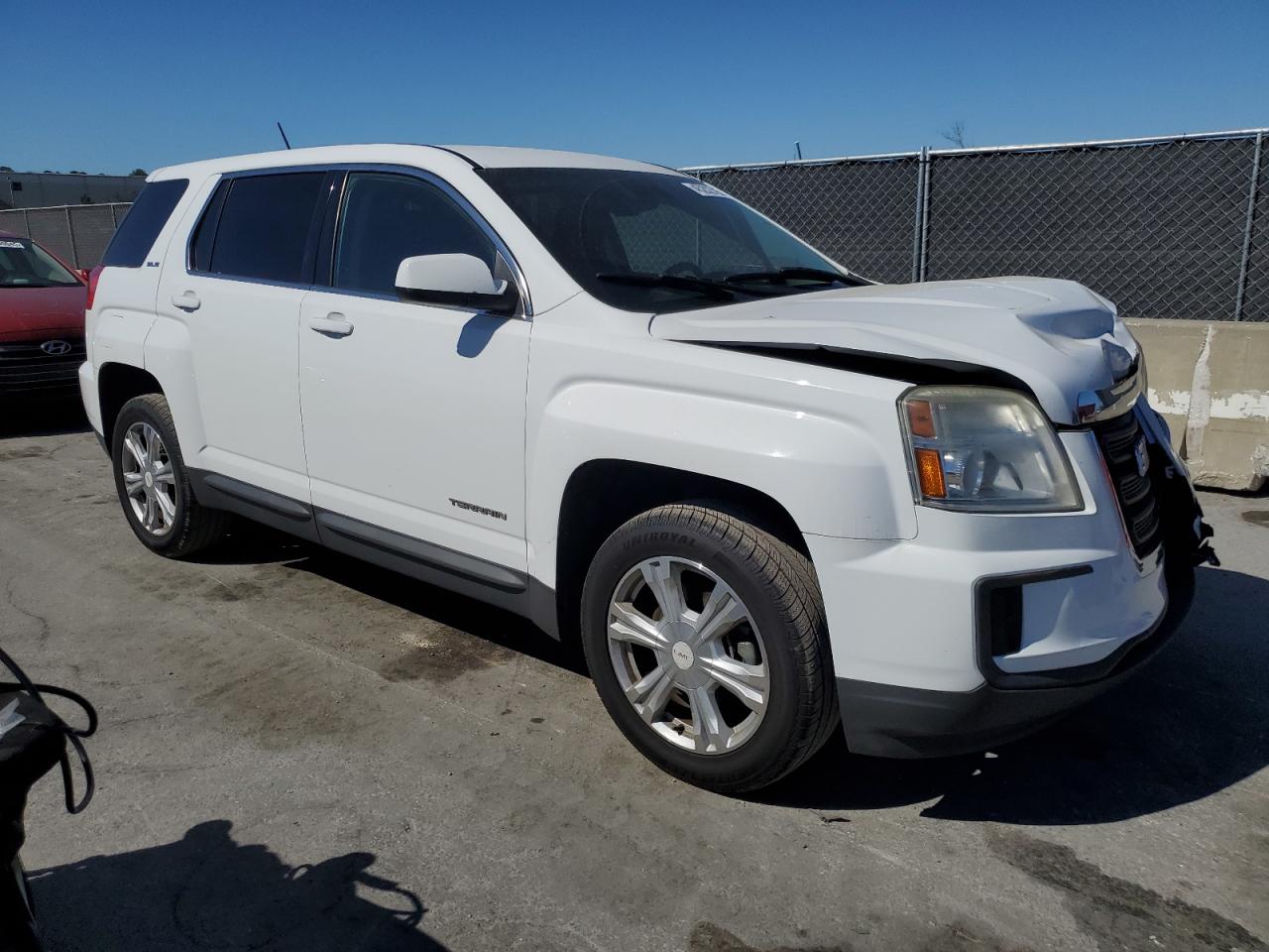 2017 GMC Terrain - Image 4