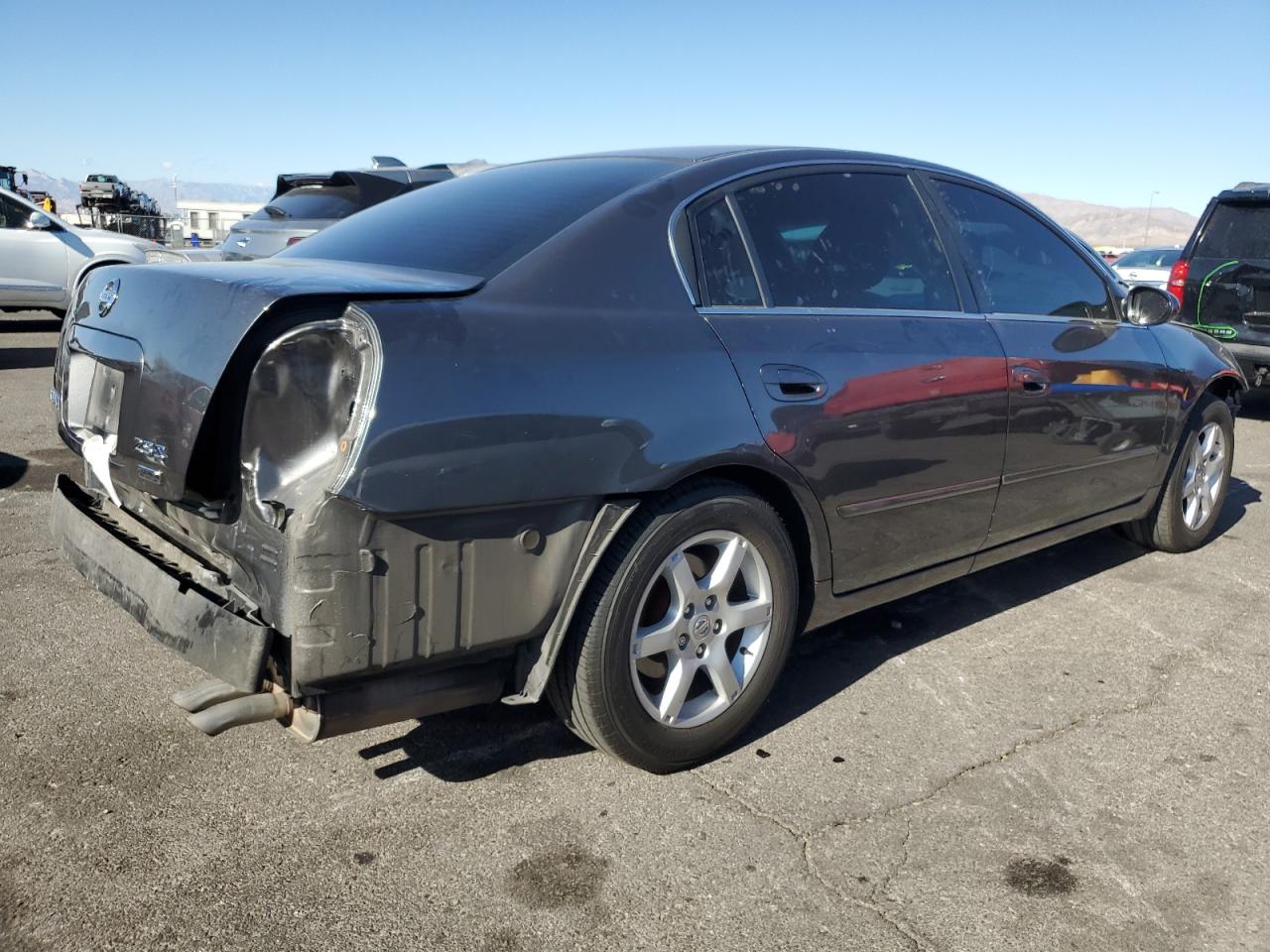2006 Nissan Altima - Image 3