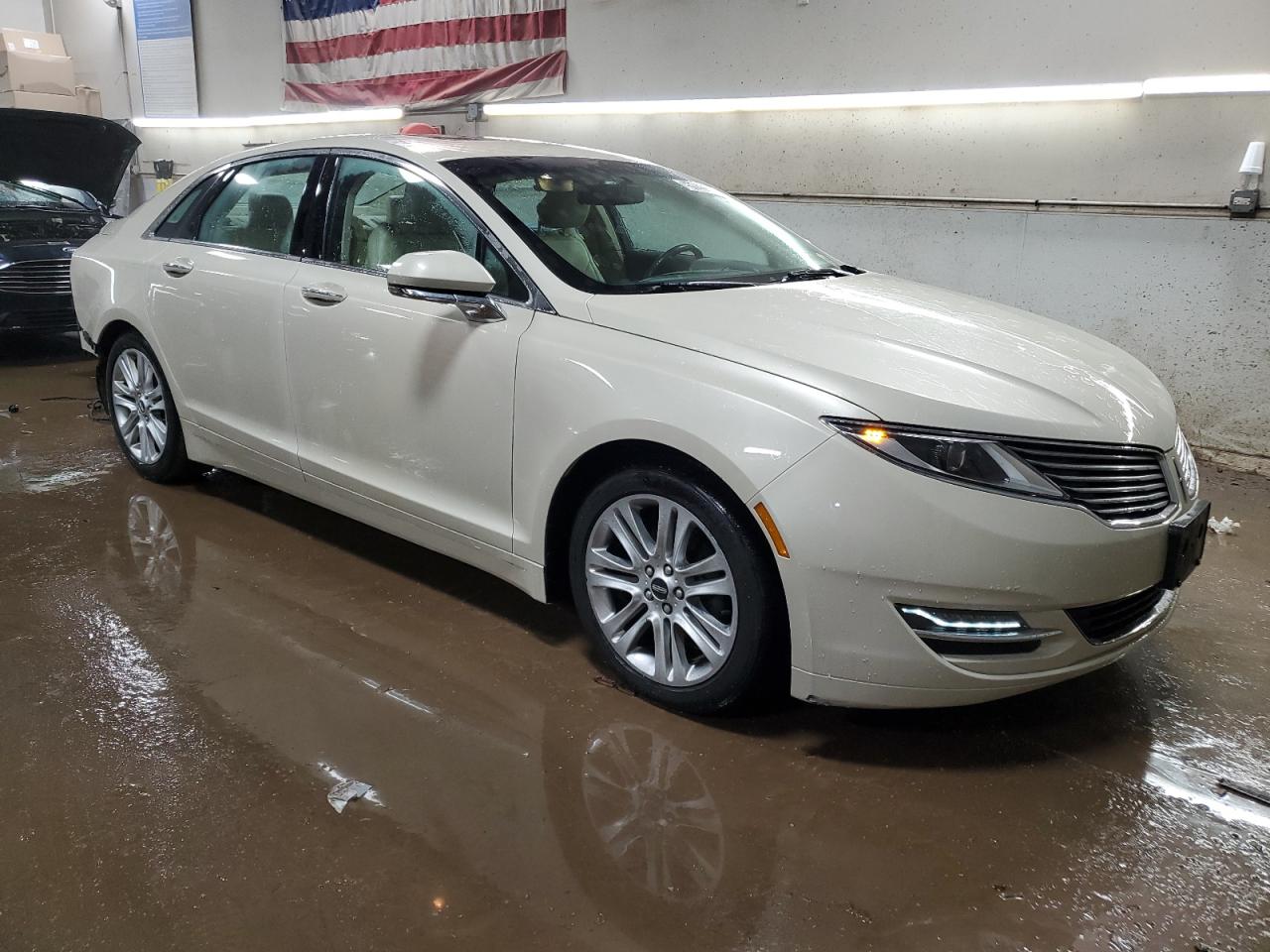 2014 Lincoln MKZ - Image 4