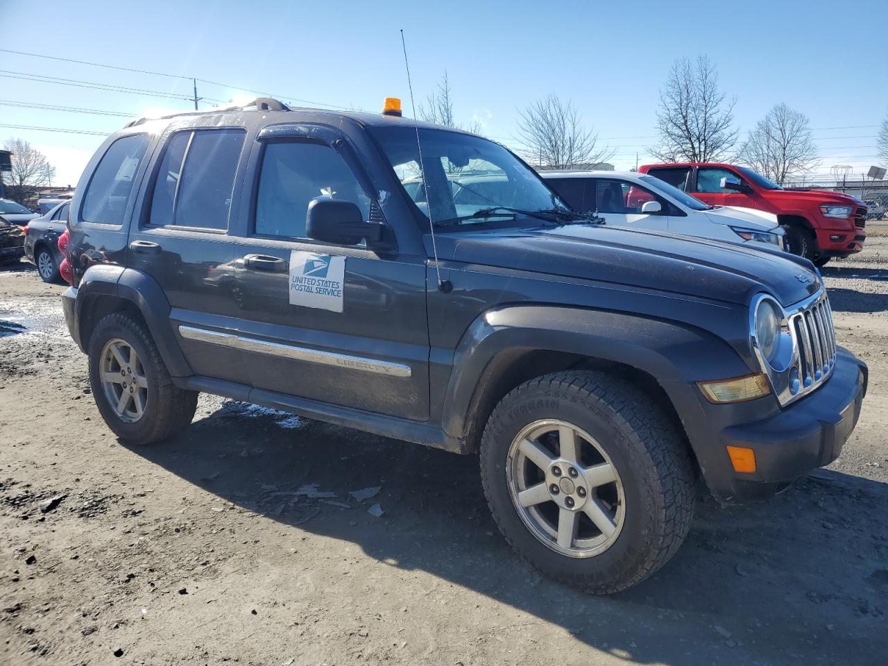 2005 Jeep Liberty (North America) - Image 4