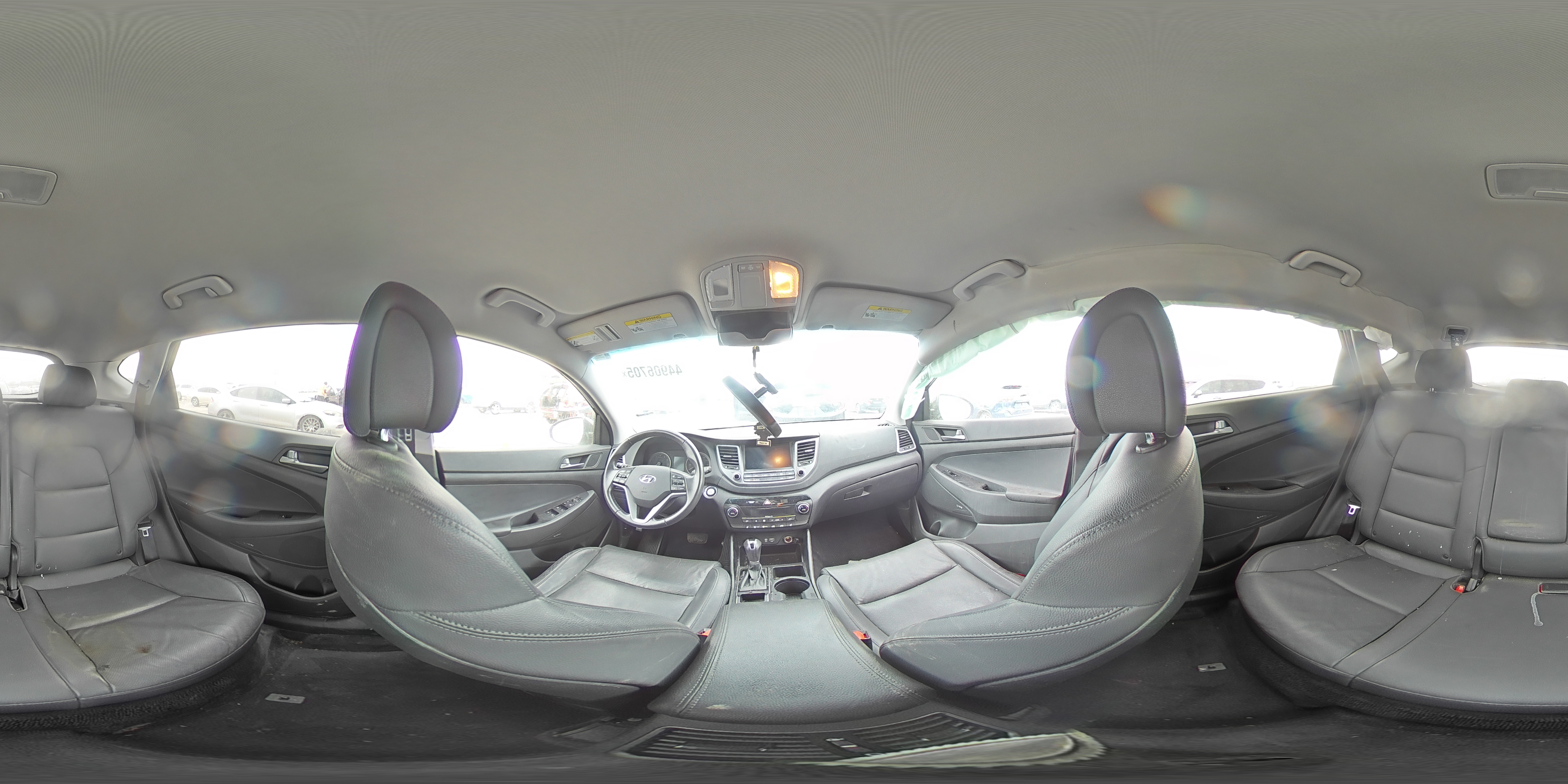 2017 Hyundai Tucson - Image 12