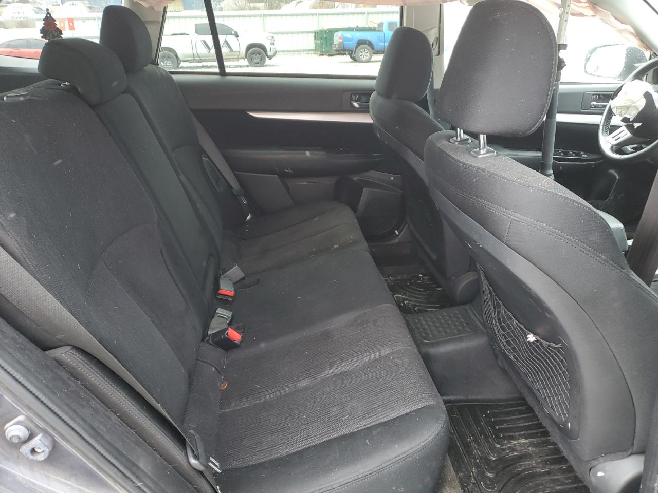 2014 Subaru Outback - Image 11