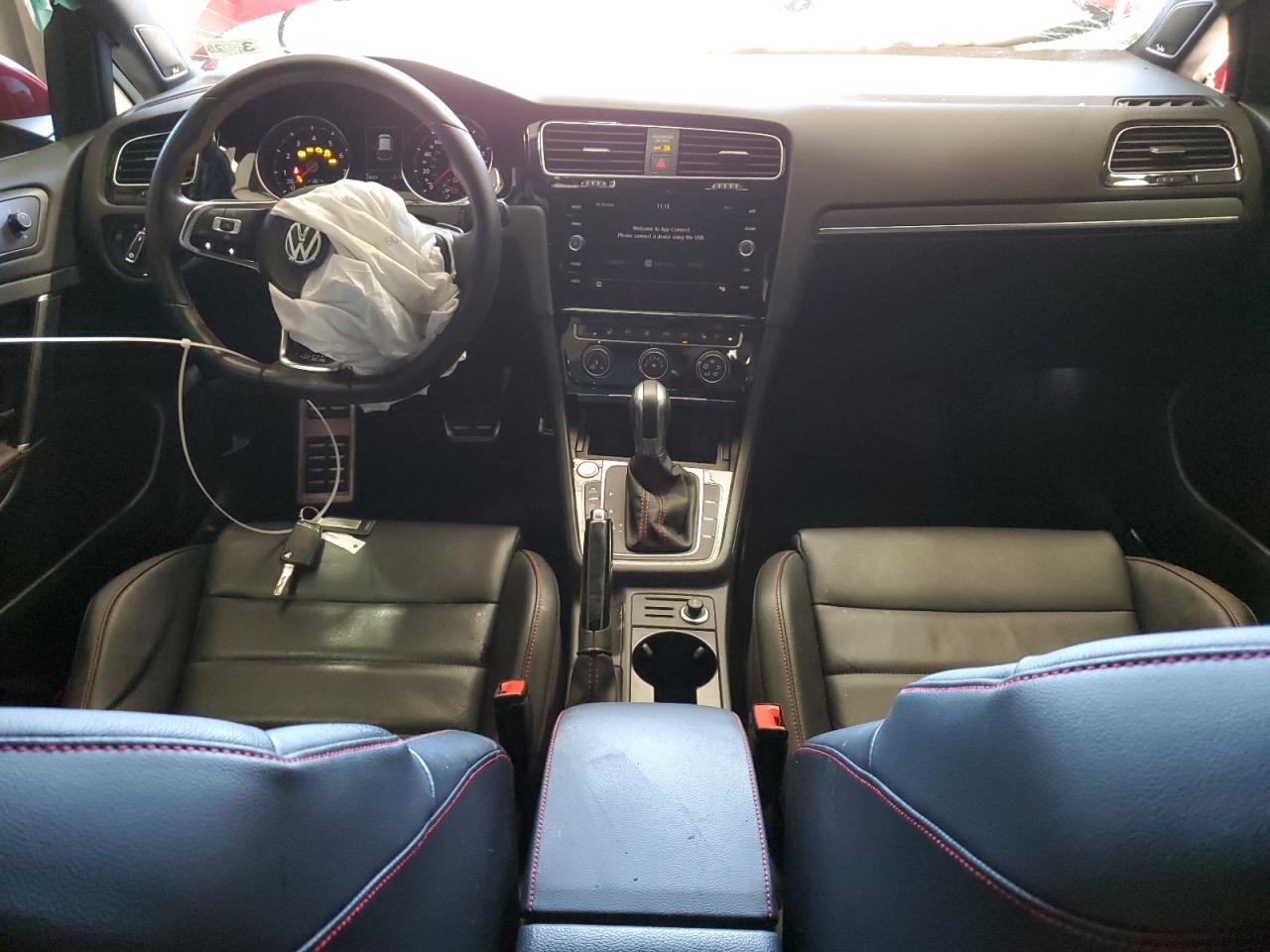 2019 Volkswagen GTI - Image 8