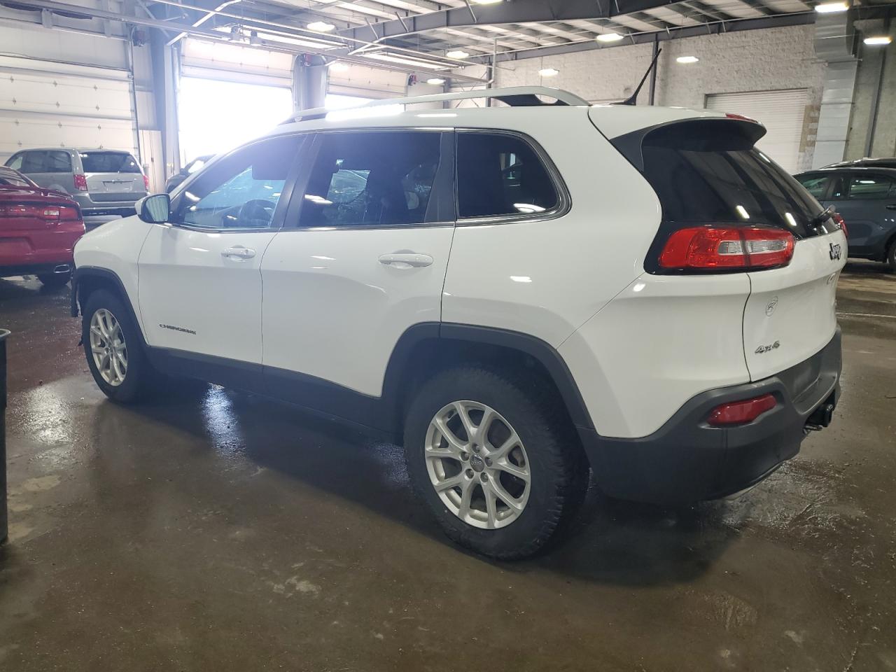 2015 Jeep Grand Cherokee - Image 2