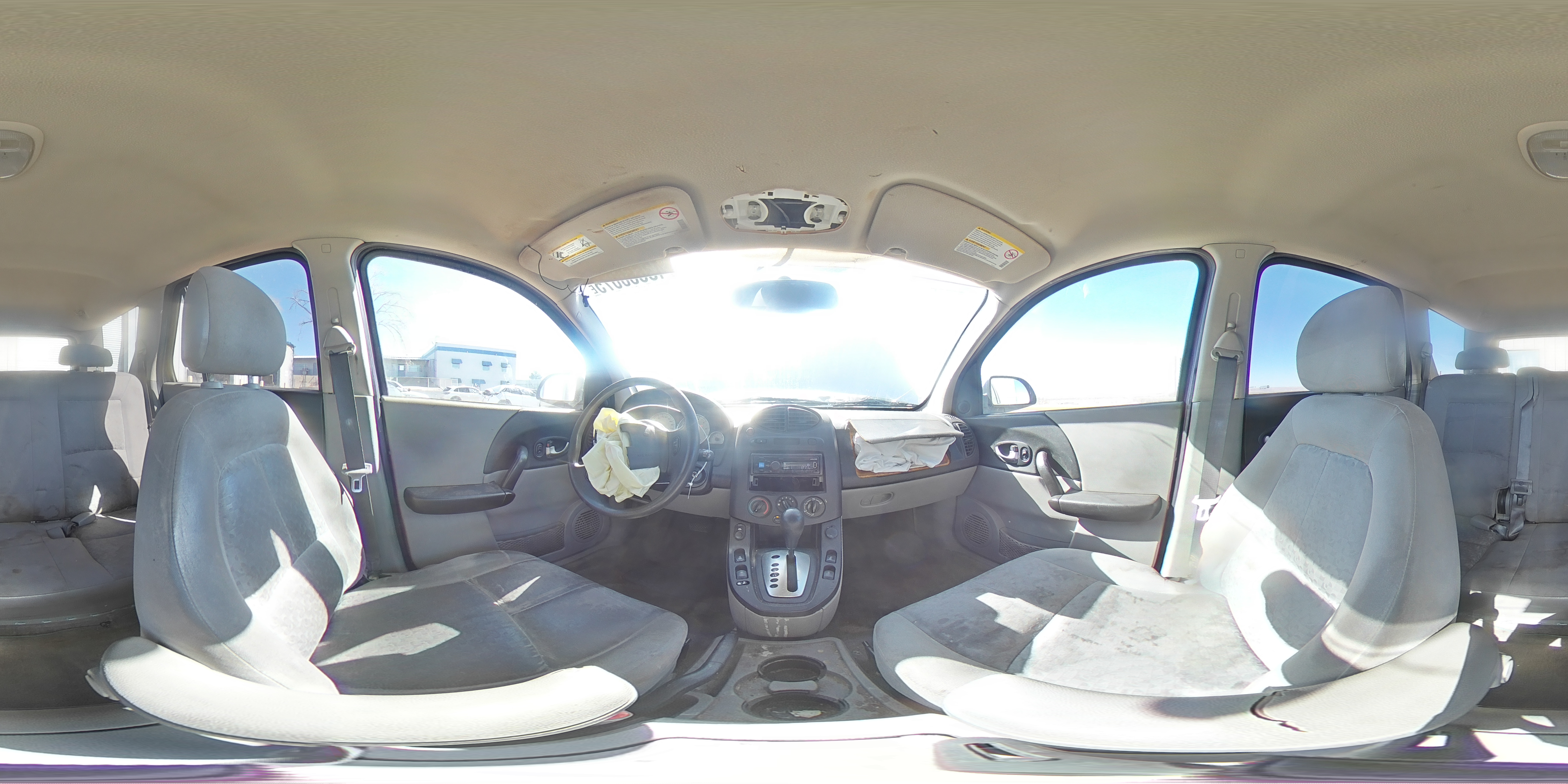 2005 Saturn VUE - Image 14