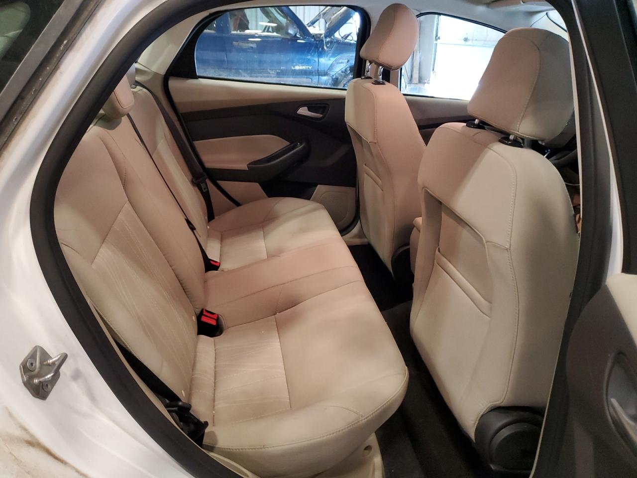 2017 Ford Focus - Image 10