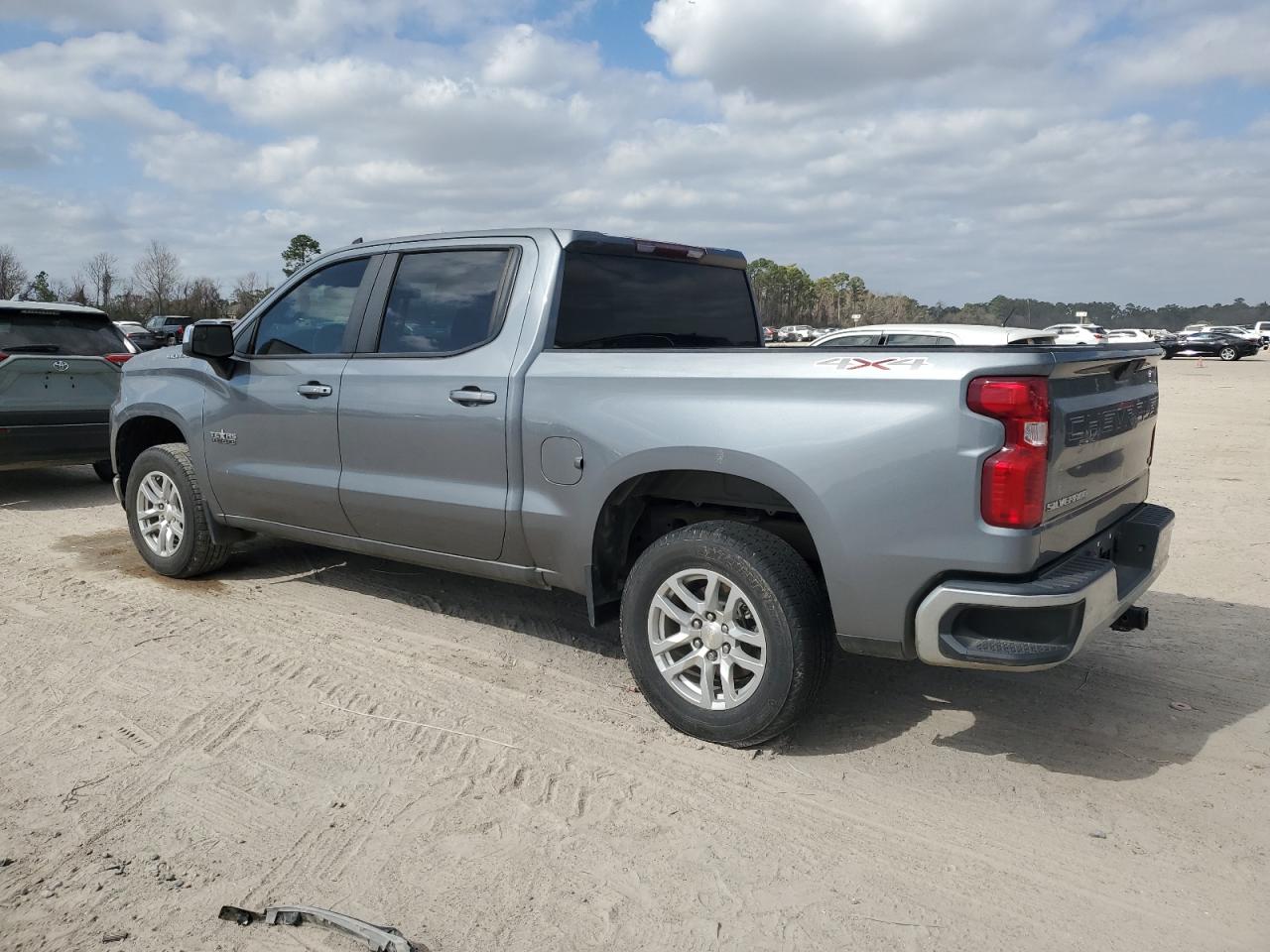 2020 Chevrolet Silverado - Image 2