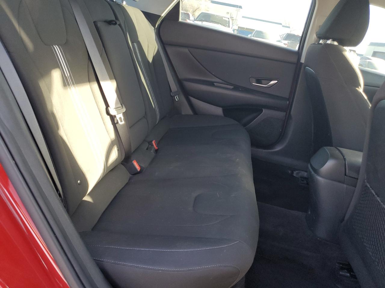 2021 Hyundai Elantra - Image 11