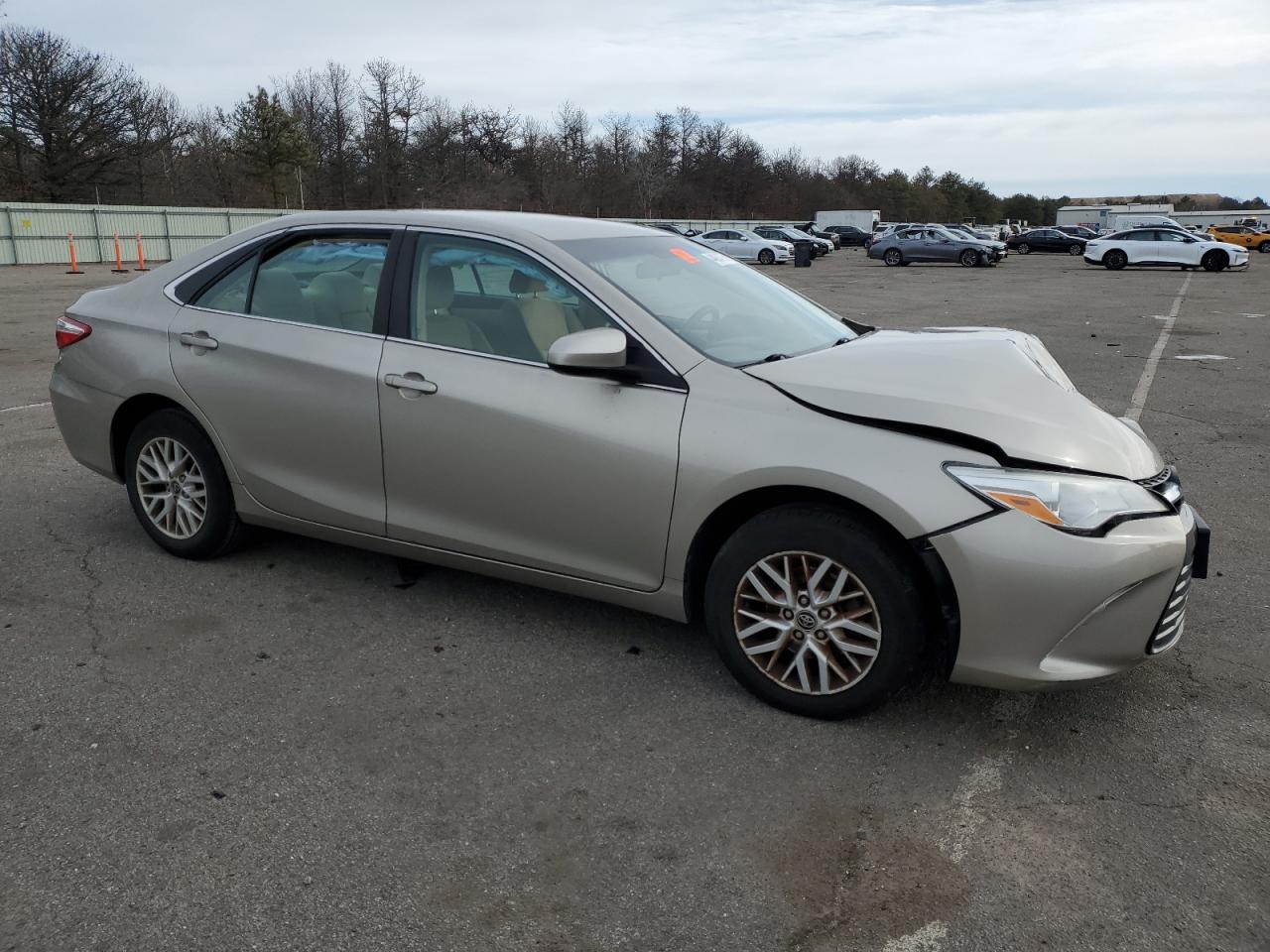 2016 Toyota Camry - Image 4