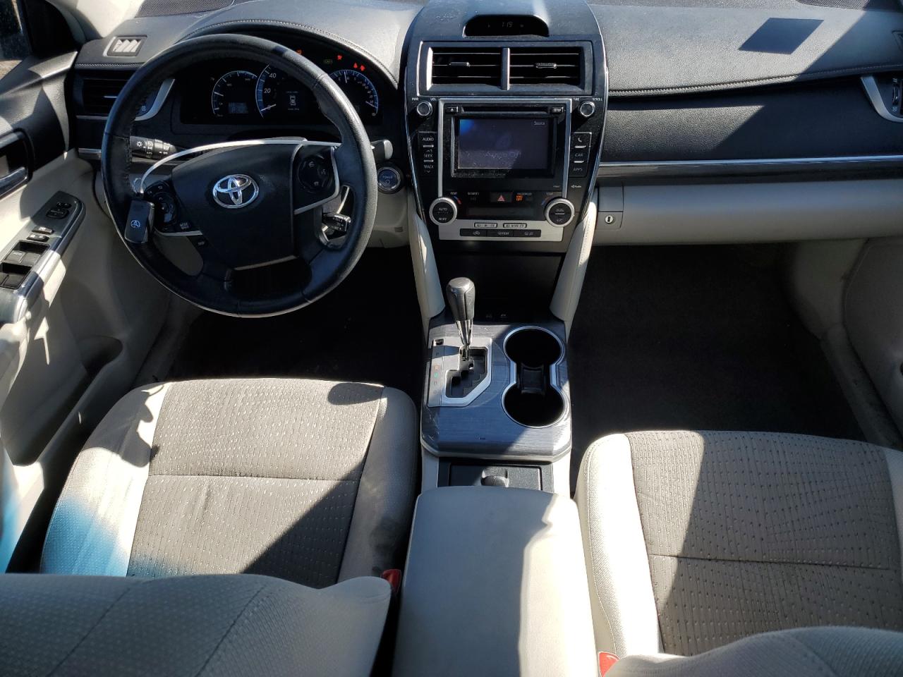 2013 Toyota Camry - Image 8