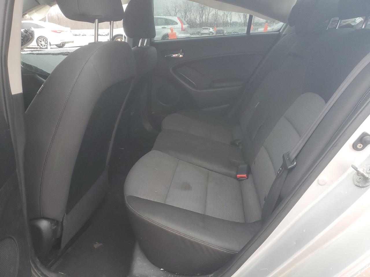 2014 Kia Forte - Image 10