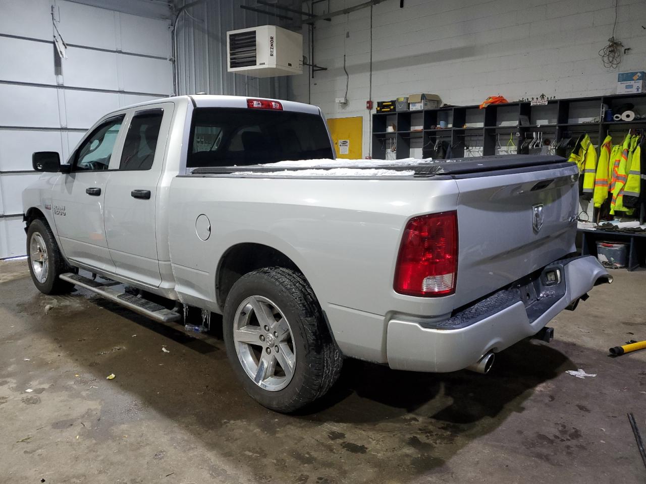 2015 RAM 1500 - Image 2
