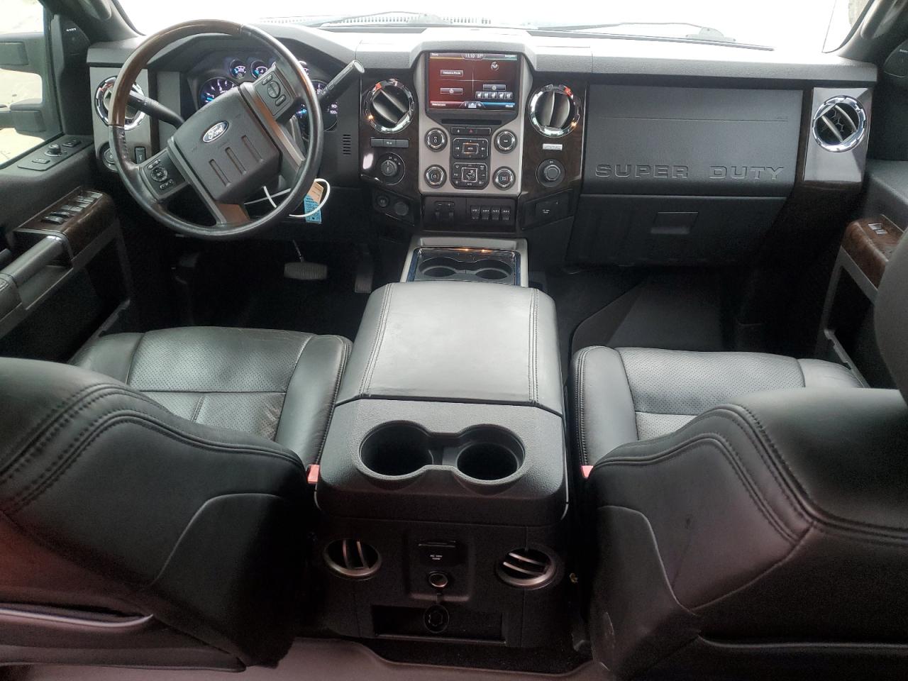 2015 Ford F350 - Image 8
