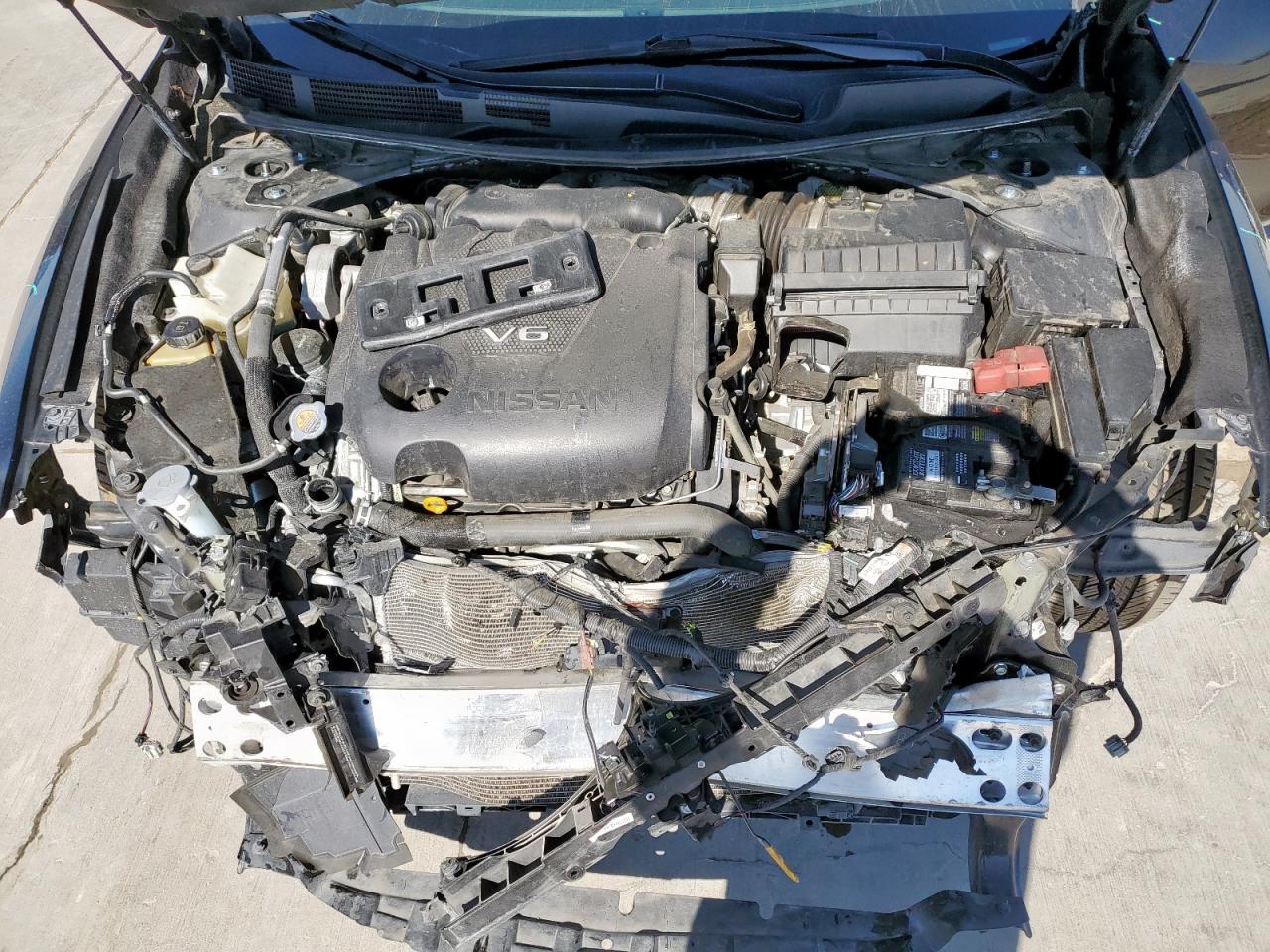 2019 Nissan Maxima - Image 11