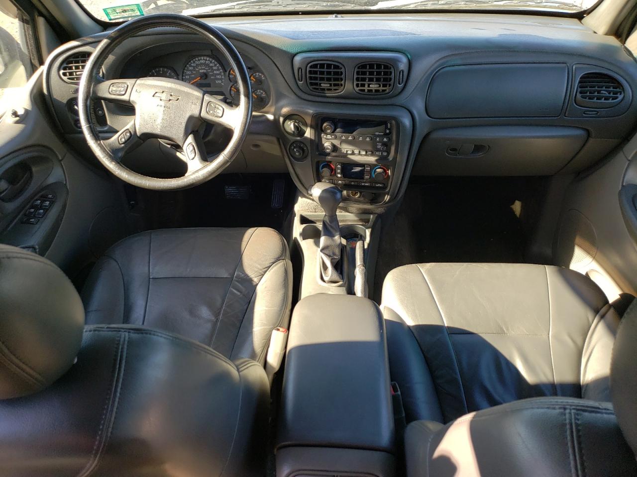 2002 Chevrolet TrailBlazer - Image 8