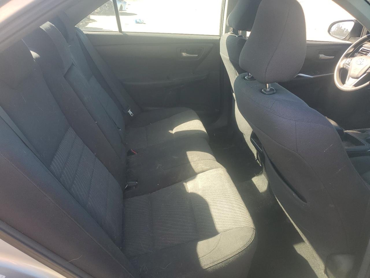 2015 Toyota Camry - Image 10