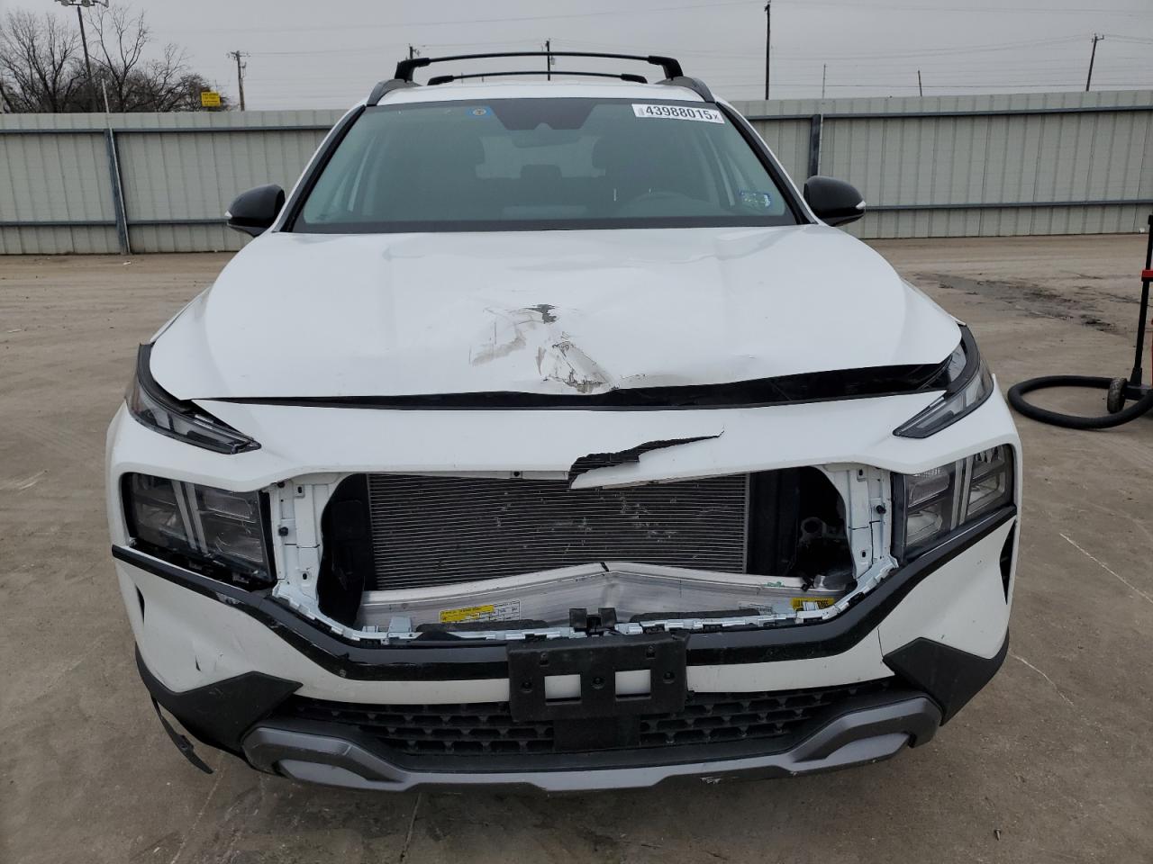 2022 Hyundai Santa Fe - Image 5