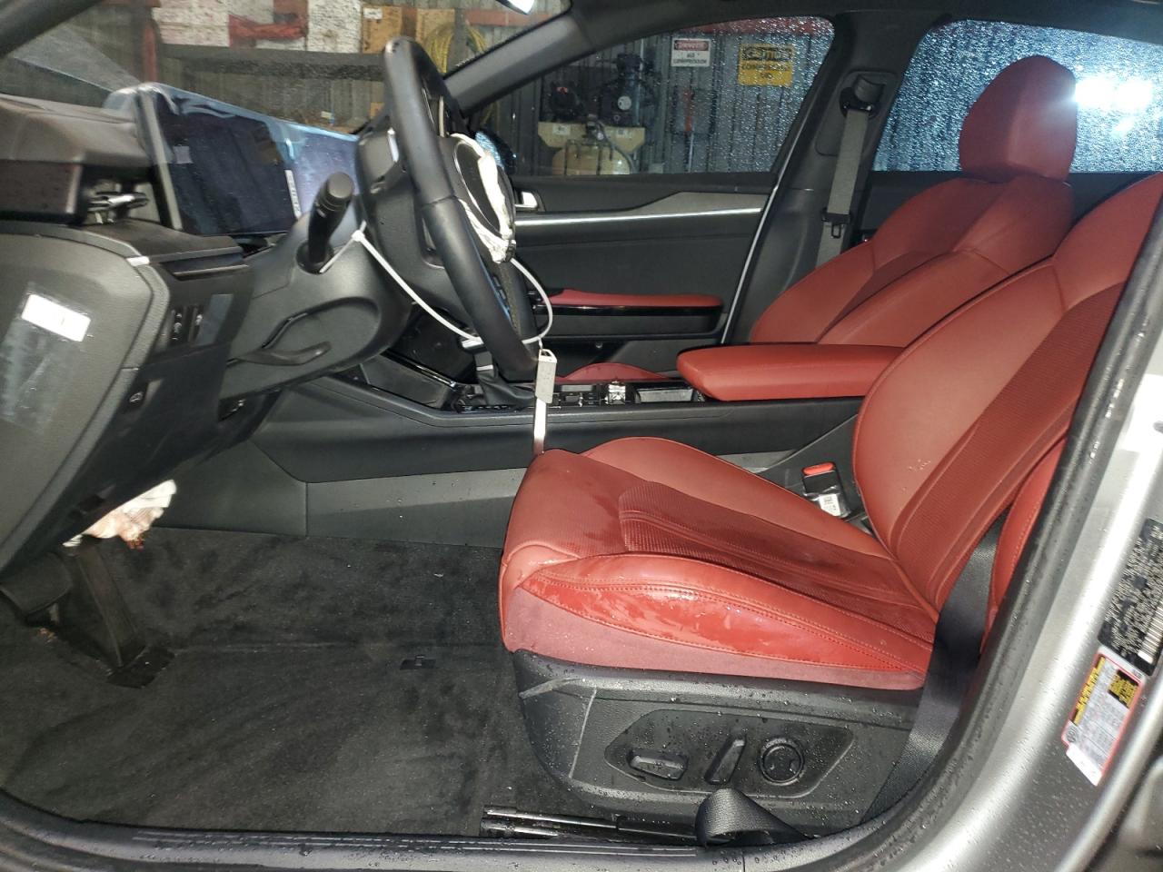 2025 Kia K5 - Image 7