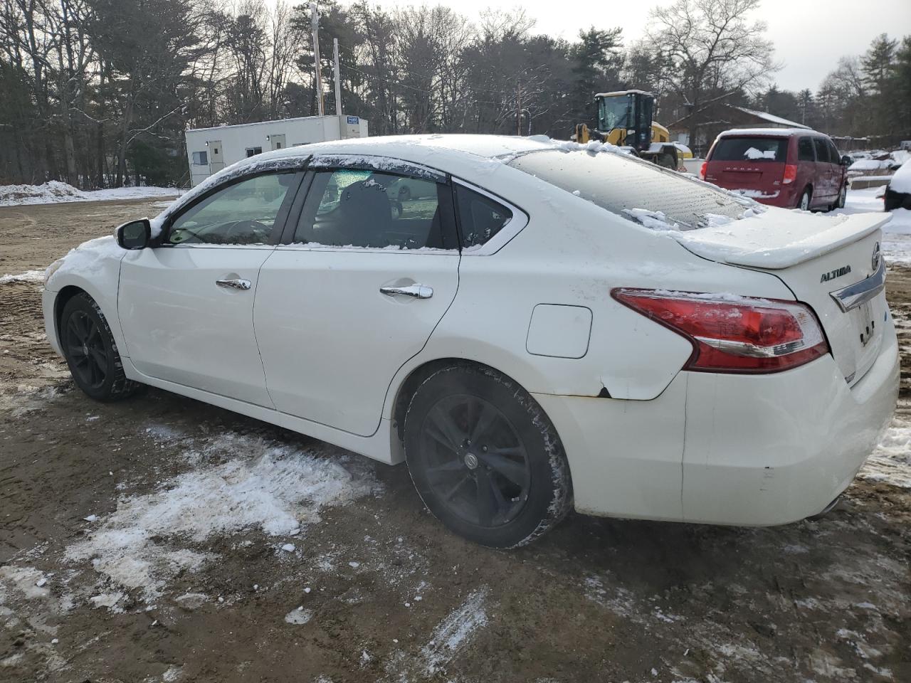 2013 Nissan Altima - Image 2