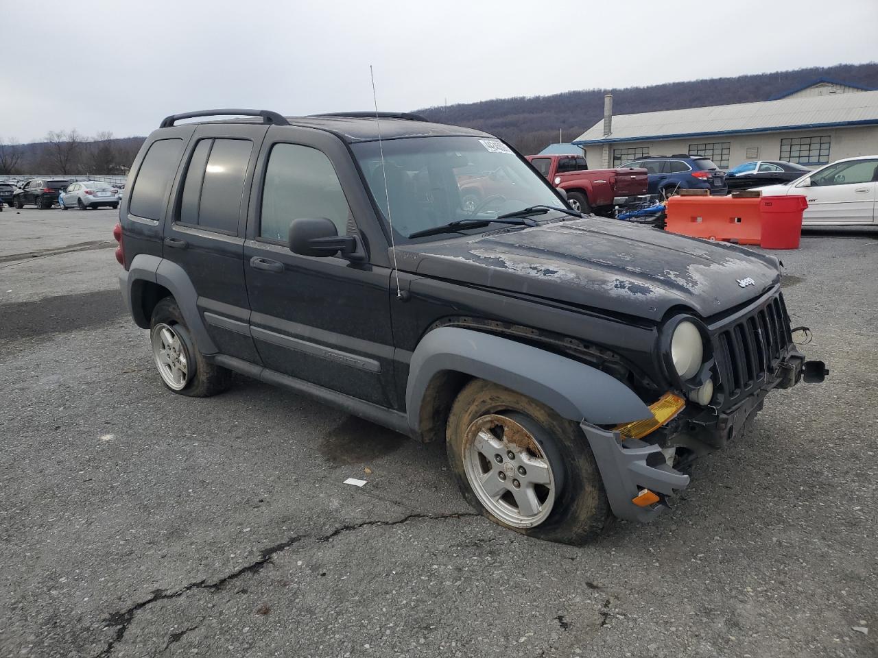 2005 Jeep Liberty (North America) - Image 4