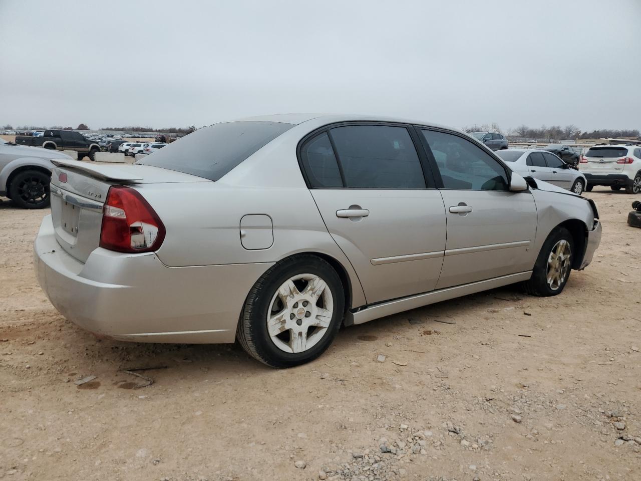 2007 Chevrolet Malibu - Image 3