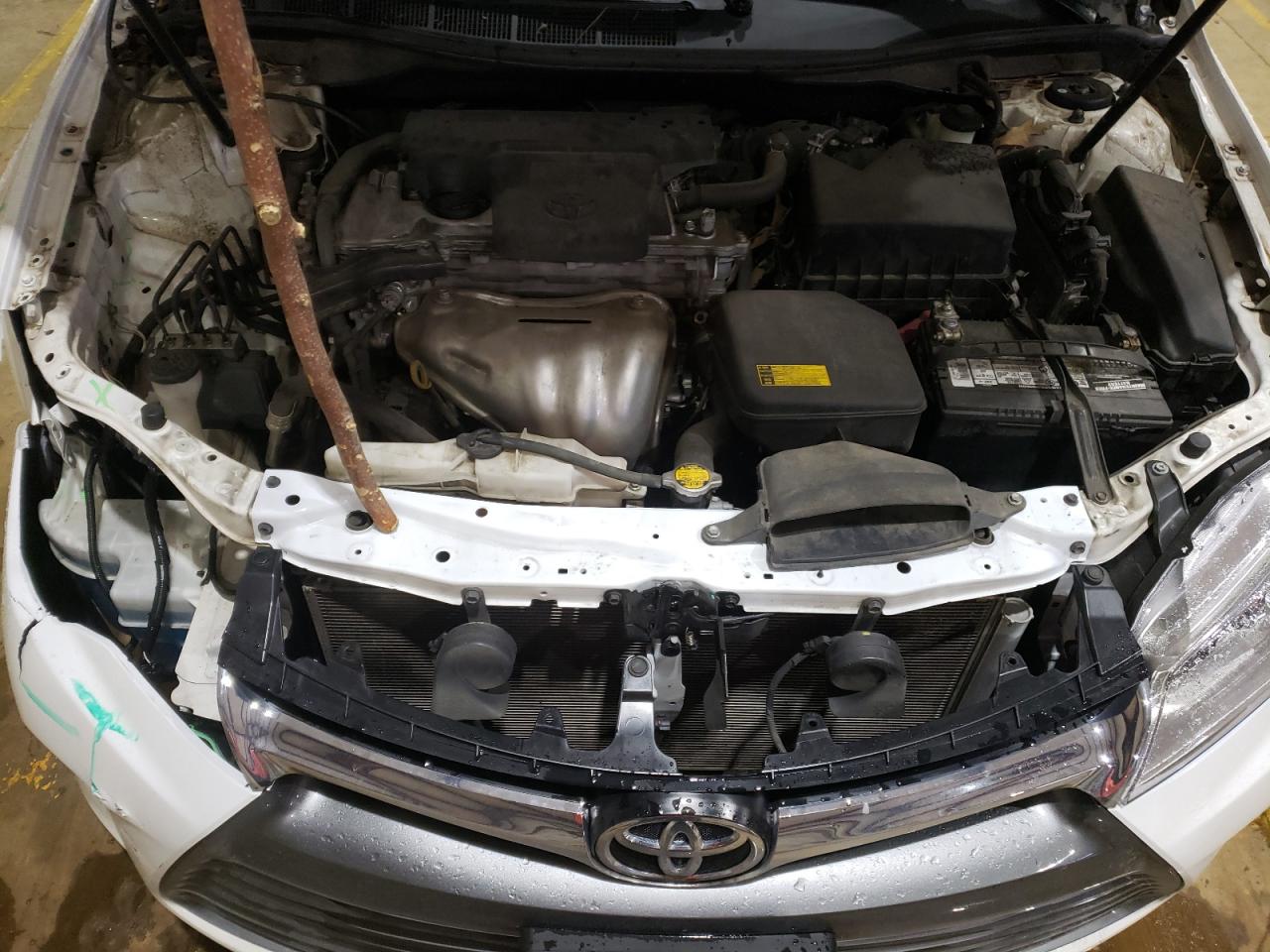 2015 Toyota Camry - Image 13