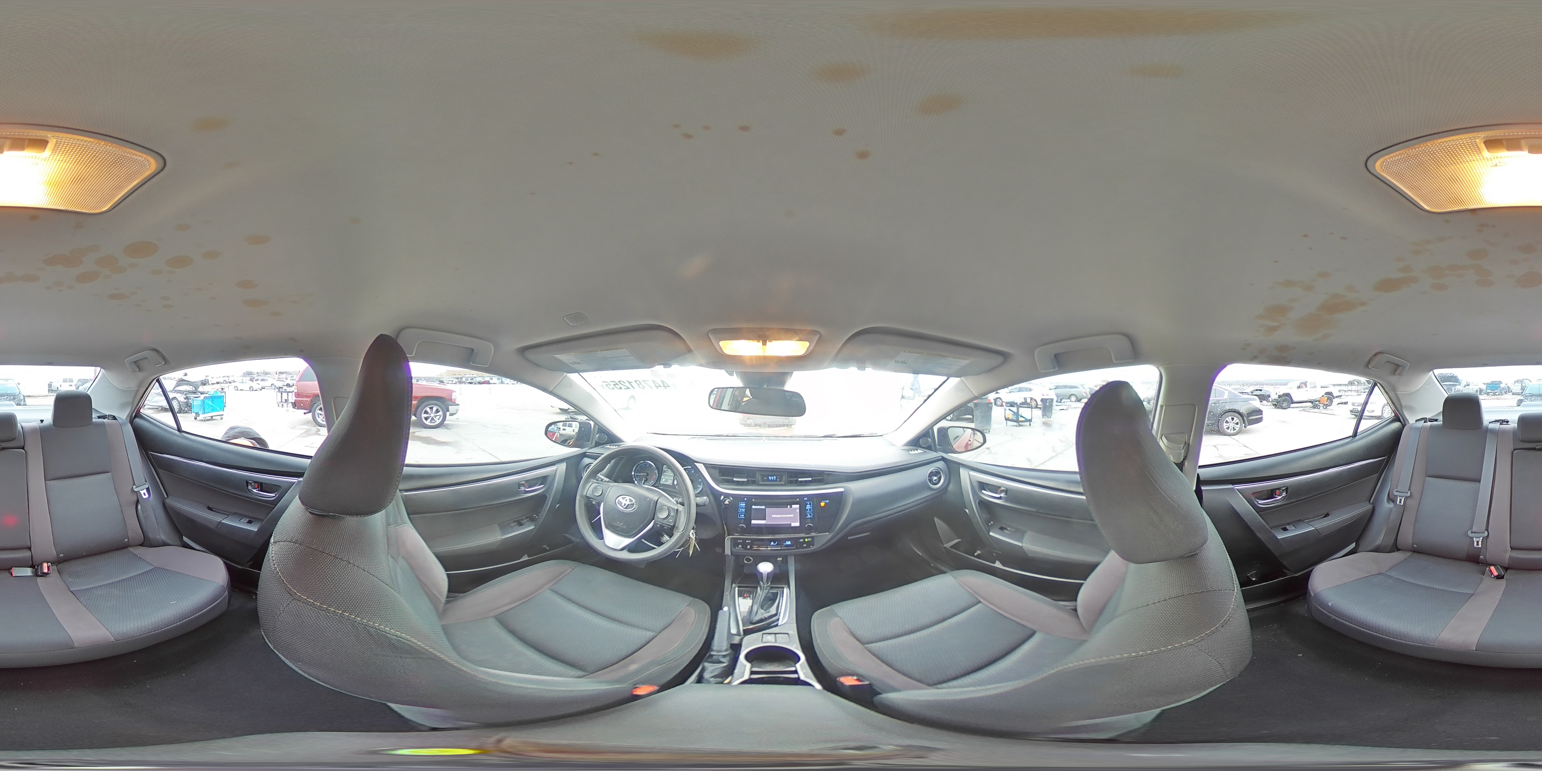2018 Toyota Corolla - Image 15