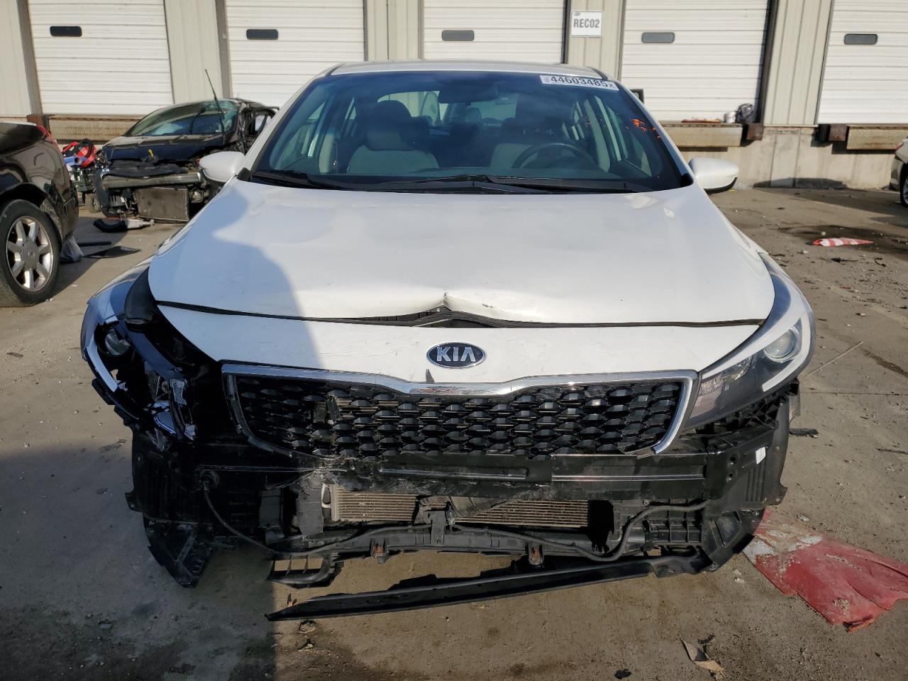 2017 Kia Forte - Image 5