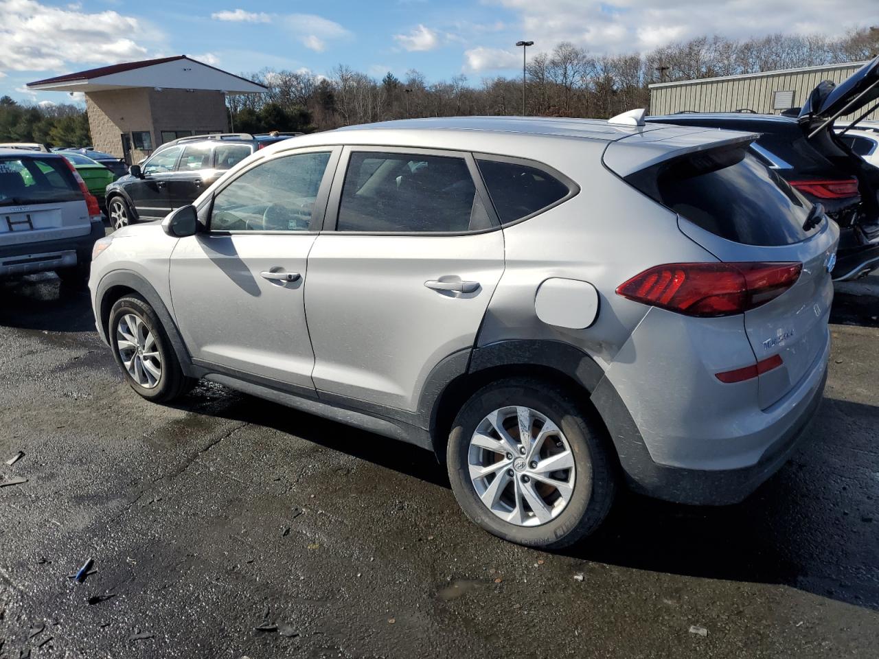 2021 Hyundai Tucson - Image 2