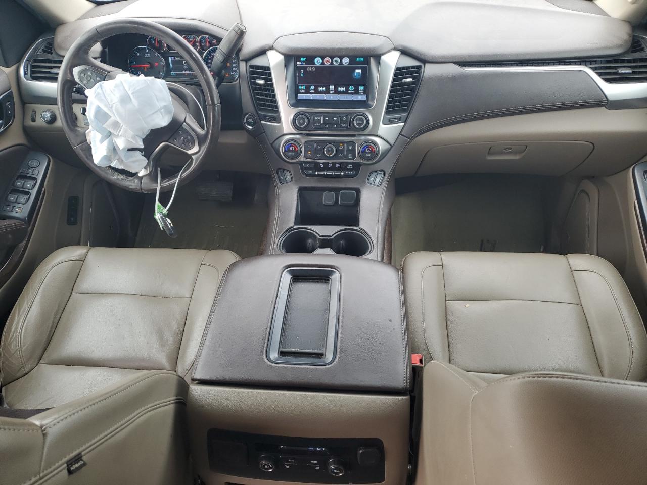 2018 Chevrolet Suburban - Image 8