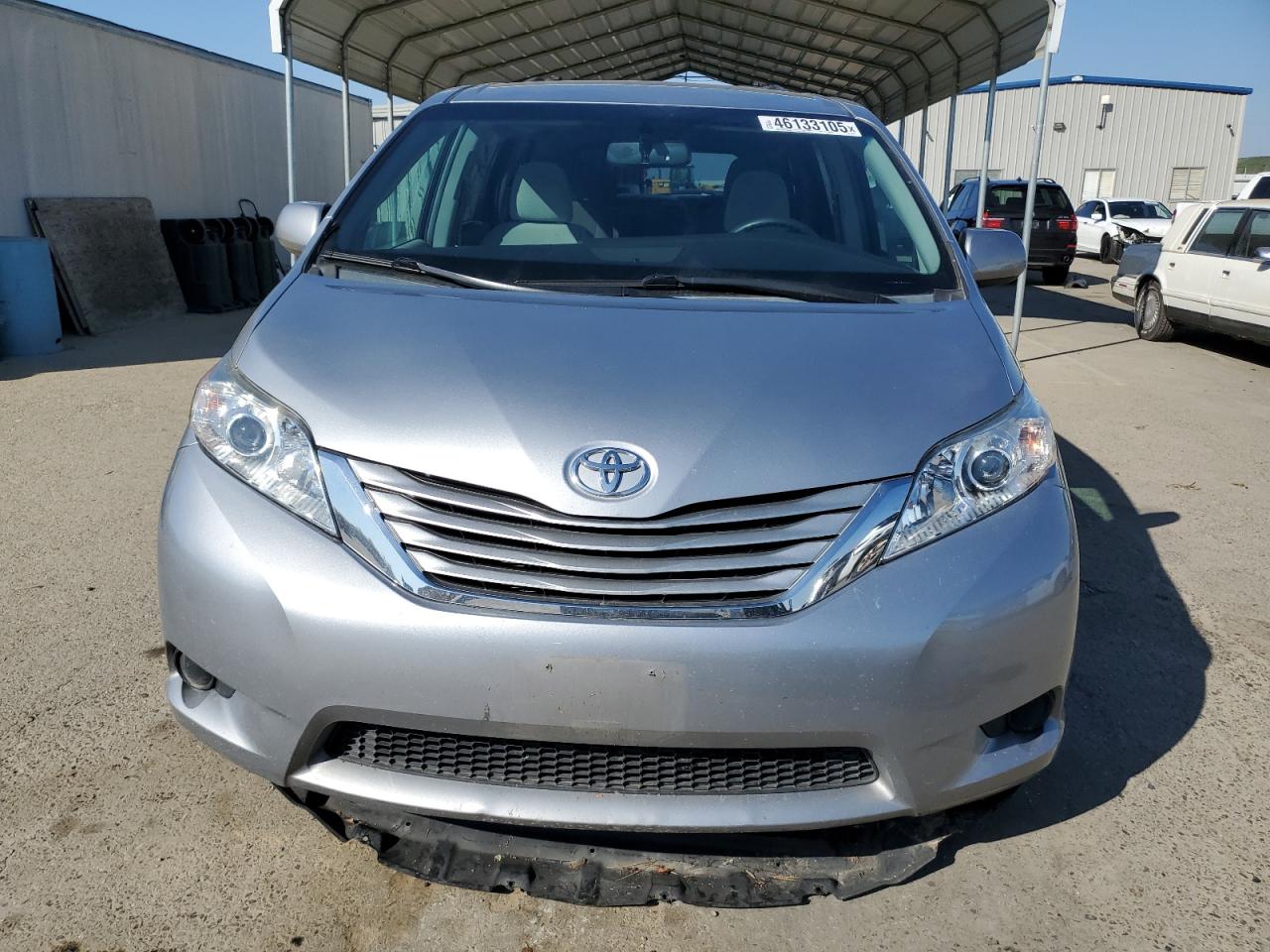2015 Toyota Sienna - Image 5