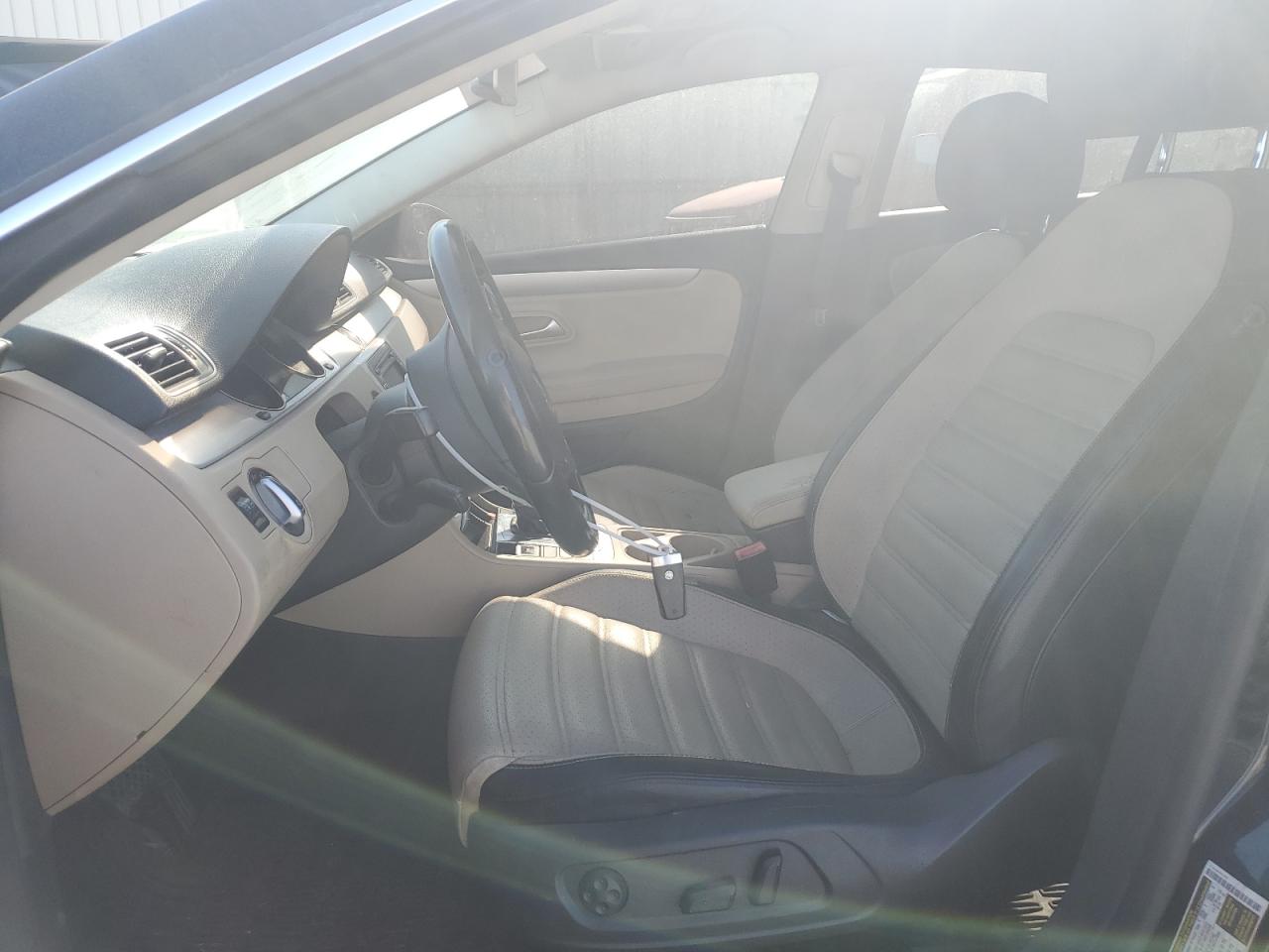 2013 Volkswagen Passat CC - Image 7