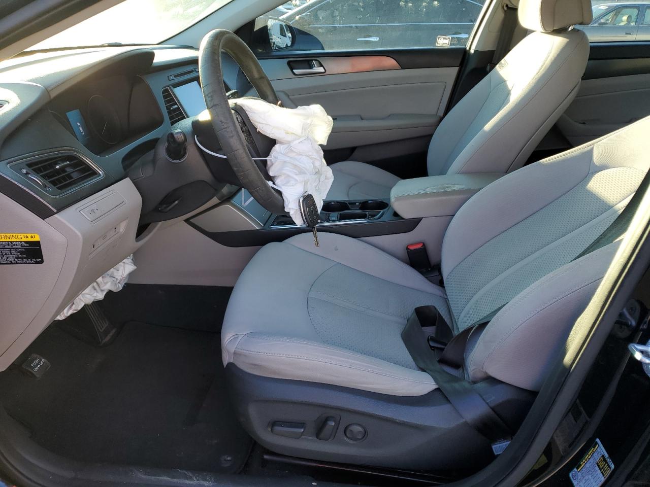 2016 Hyundai Sonata - Image 7