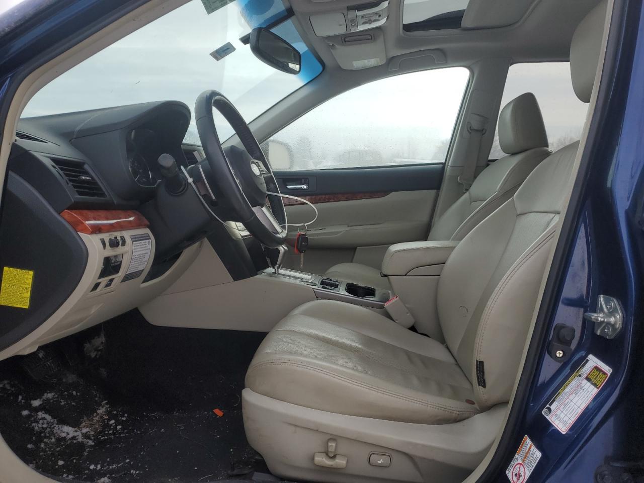 2011 Subaru Outback - Image 7