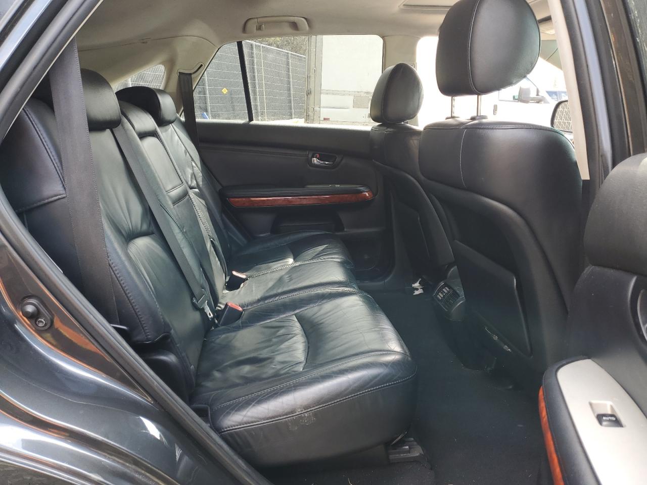 2009 Lexus RX - Image 11