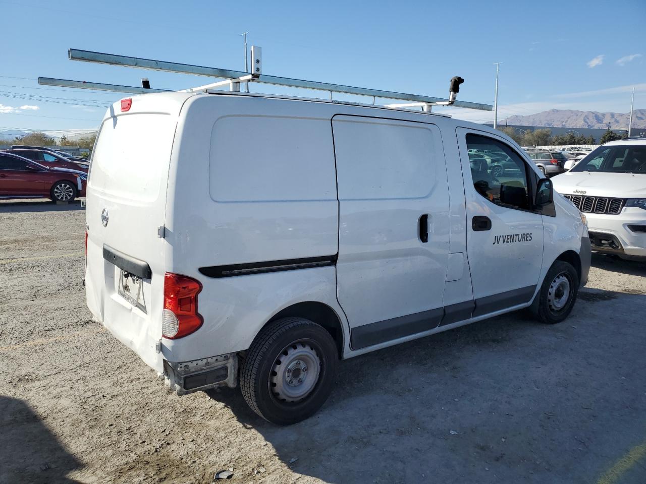 2015 Nissan NV - Image 3