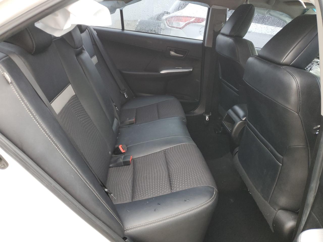 2014 Toyota Camry - Image 10