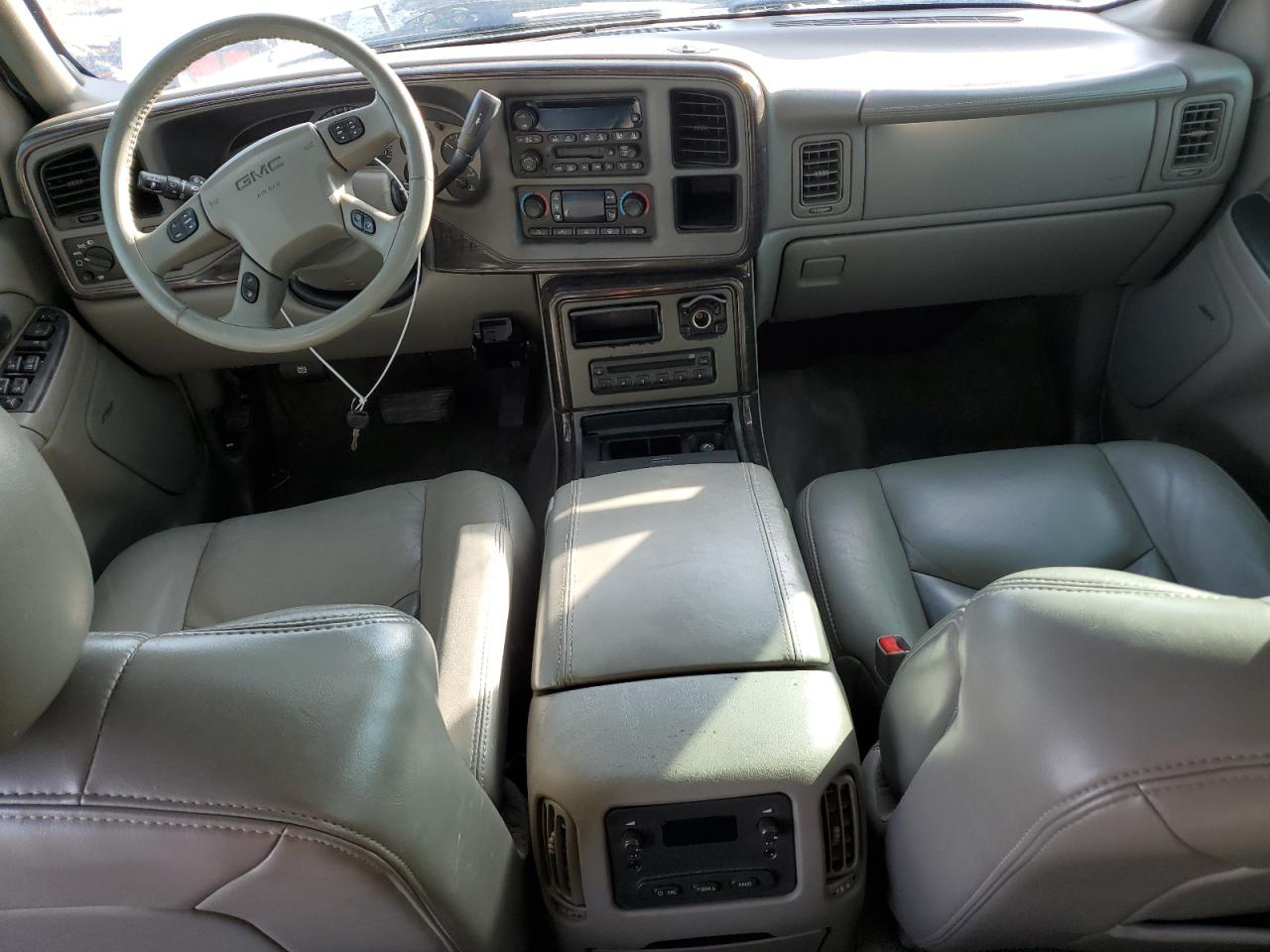 2006 GMC Sierra - Image 8