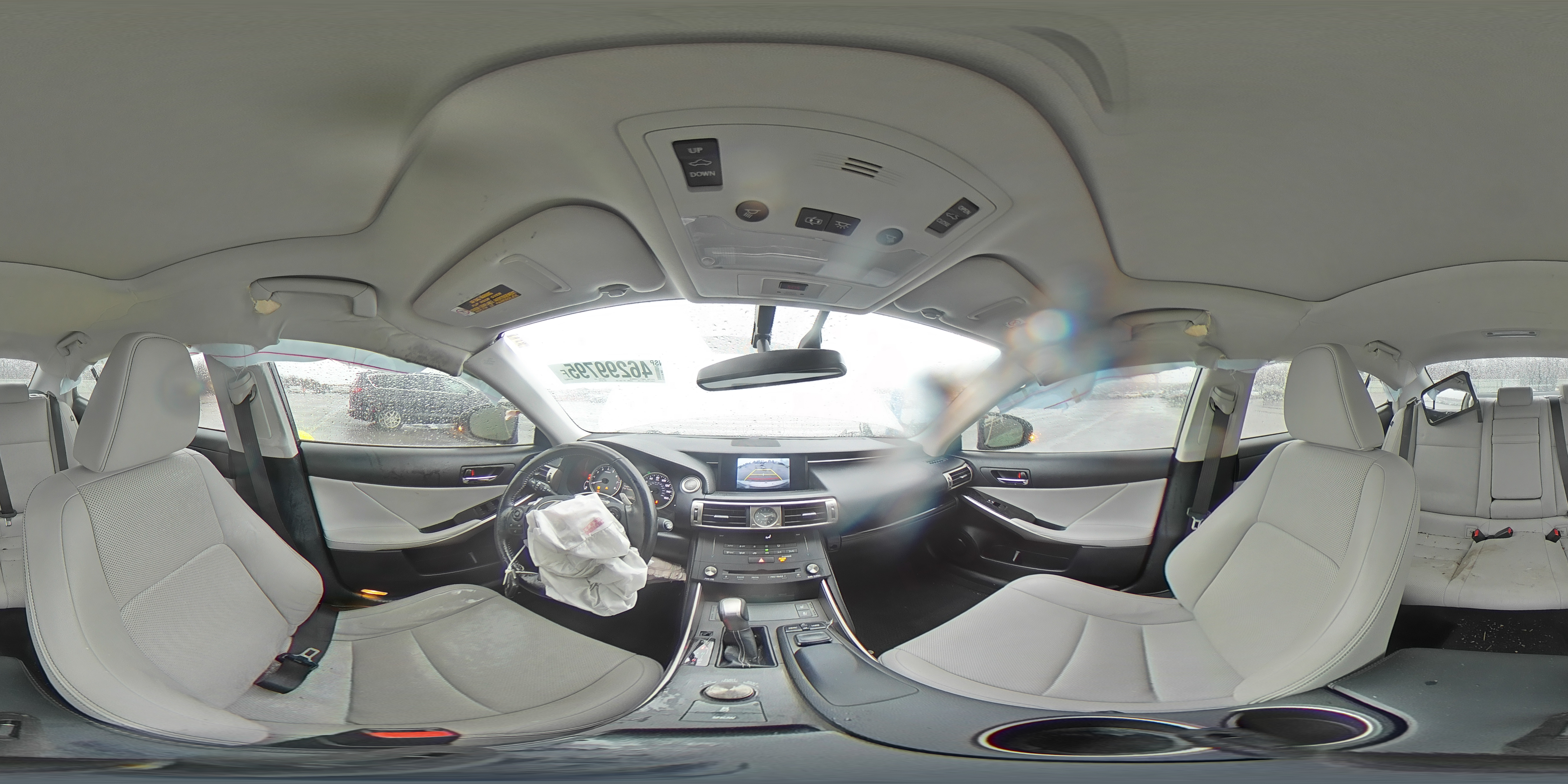 2016 Lexus IS - Image 13
