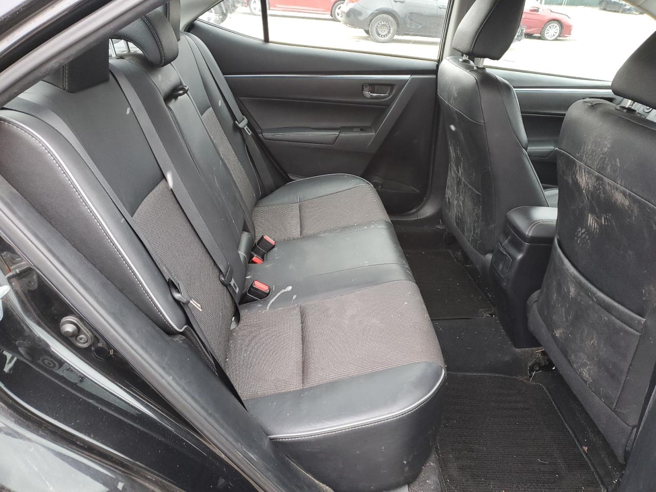 2015 Toyota Corolla - Image 10