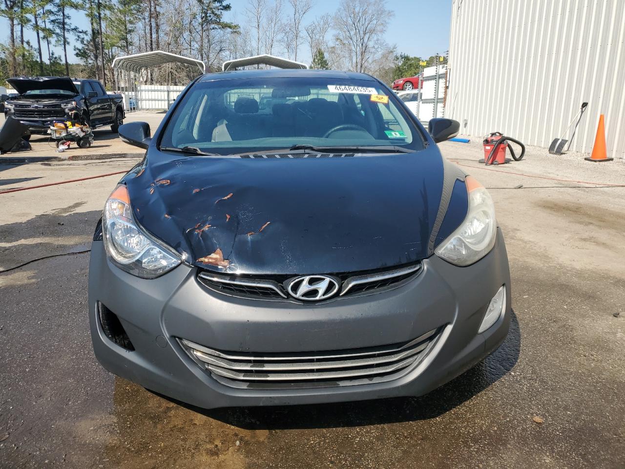 2012 Hyundai Elantra - Image 5