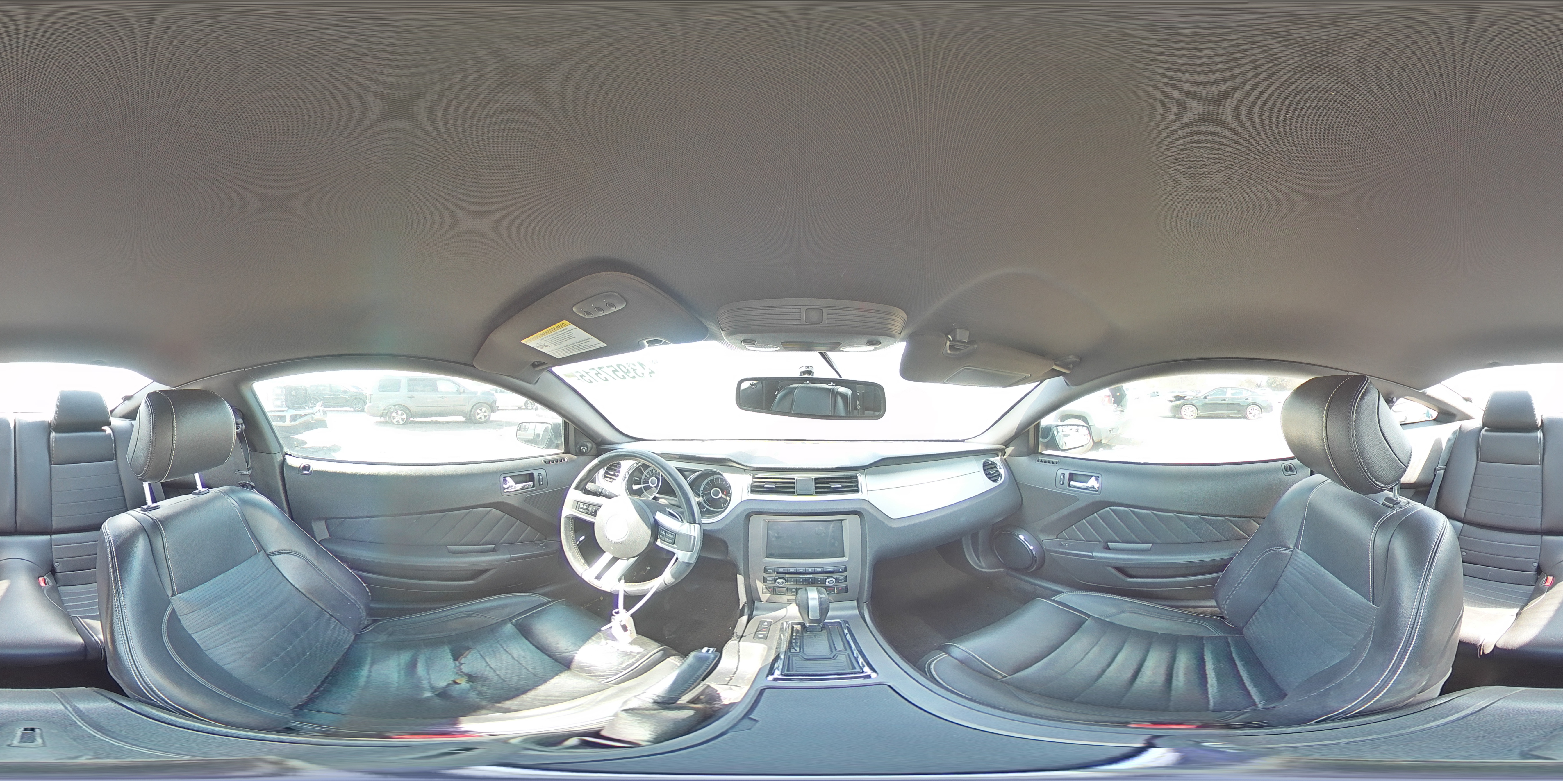2013 Ford Mustang - Image 13