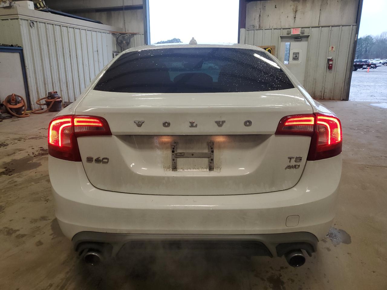 2017 Volvo S60 - Image 6